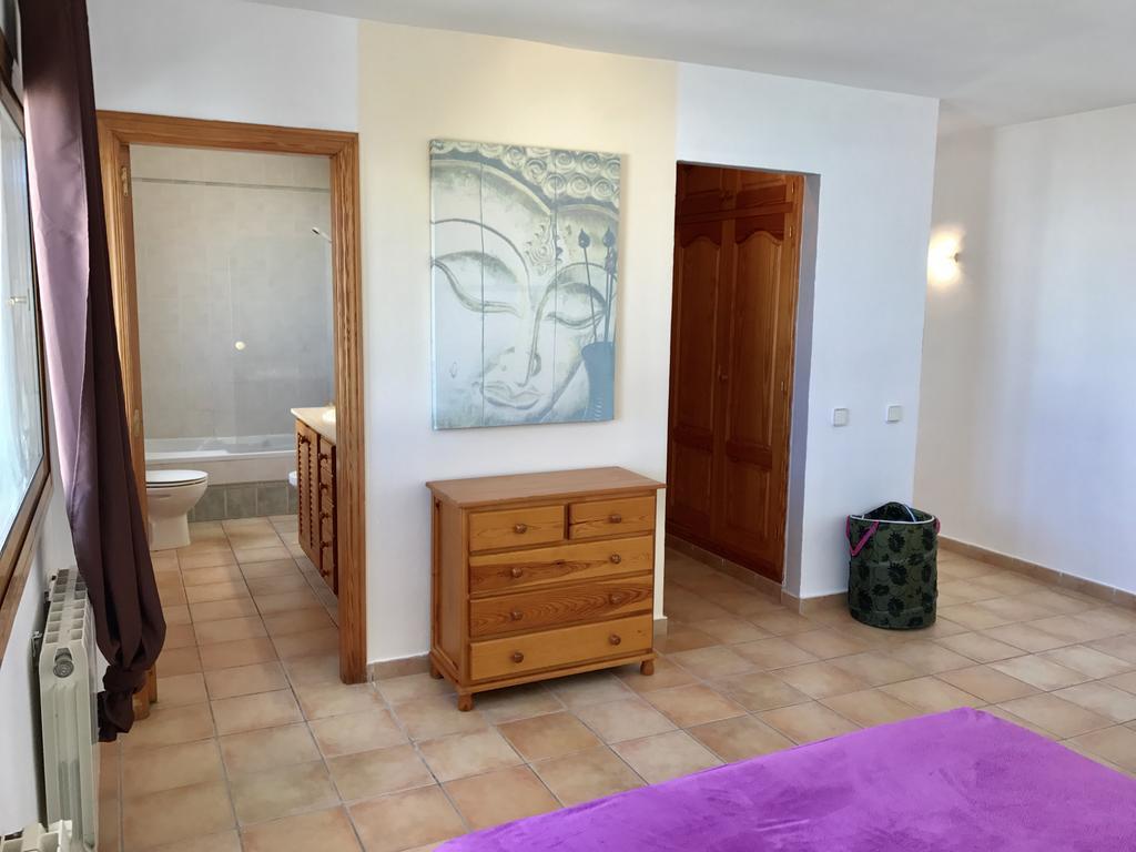 Nuestra Señora de Jesus Guesthouse Cap Martinet 35 מראה חיצוני תמונה