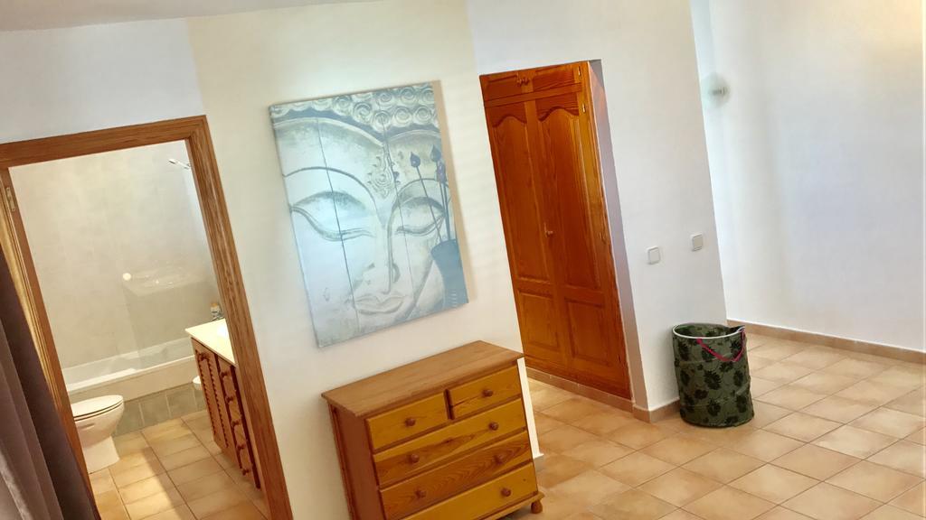 Nuestra Señora de Jesus Guesthouse Cap Martinet 35 מראה חיצוני תמונה